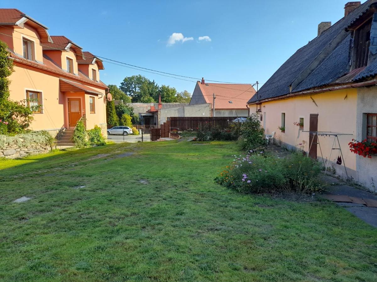Ubytovani U Machalu Villa Leskovec Nad Moravici Ngoại thất bức ảnh